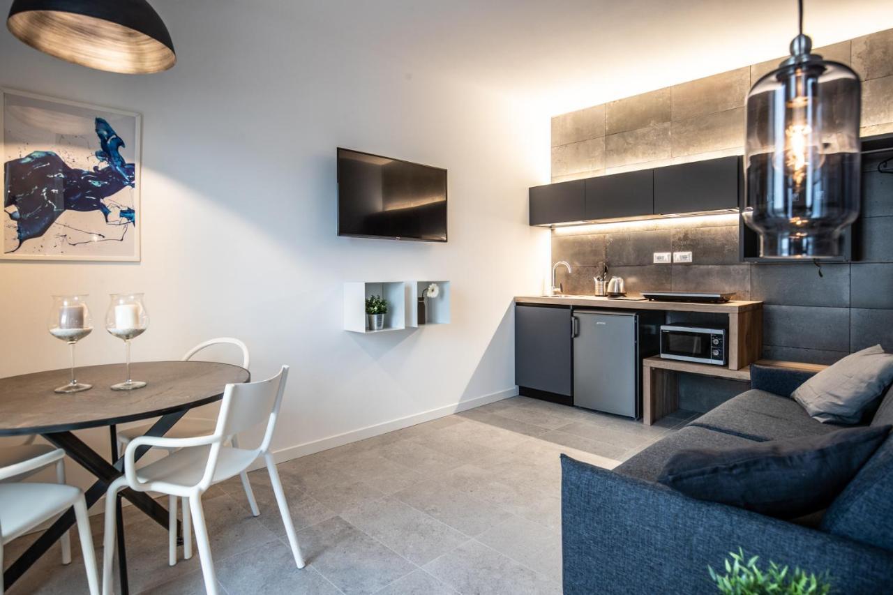 Sei Garda Apartments Пескьера-дель-Гарда Экстерьер фото