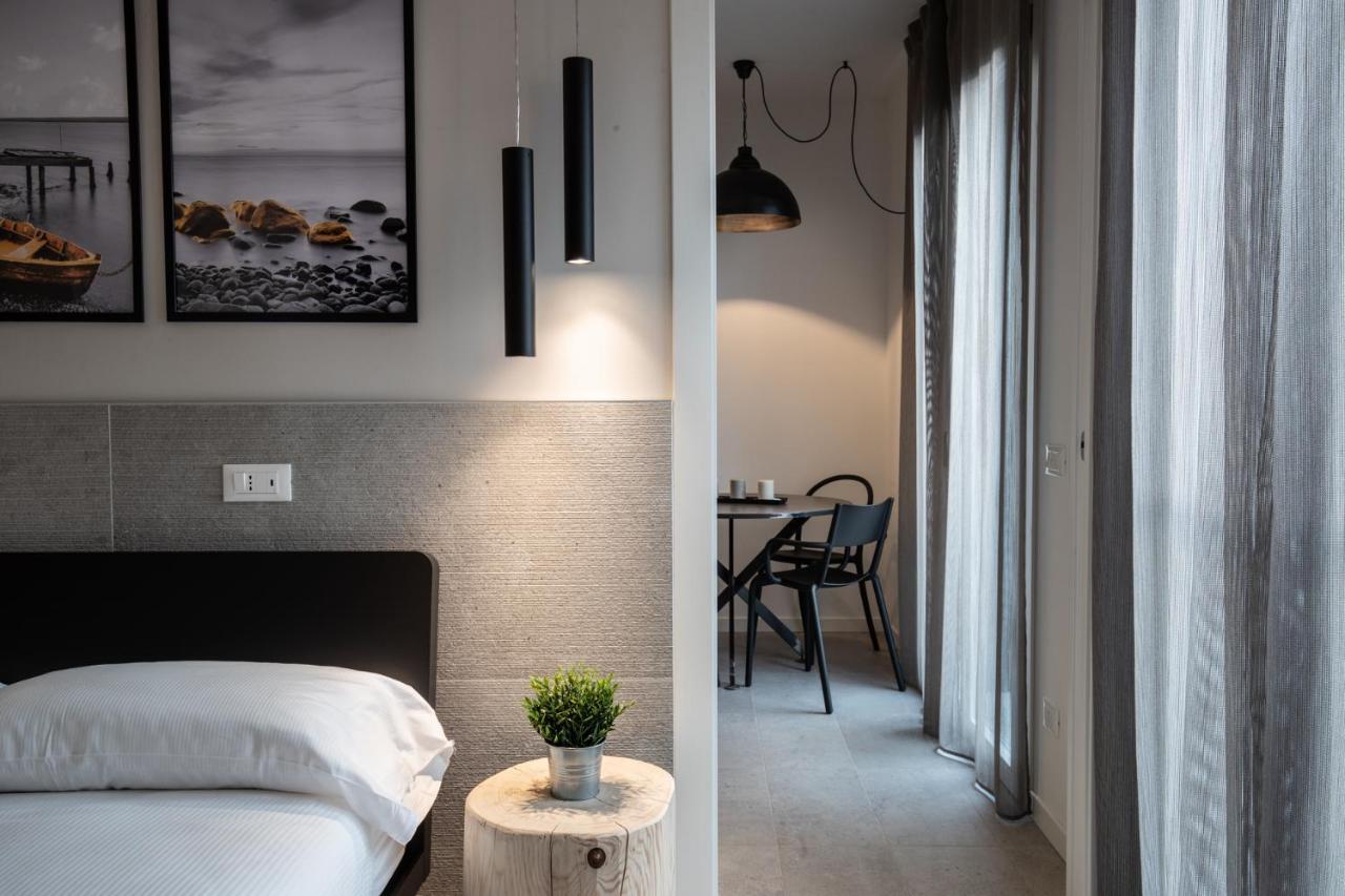 Sei Garda Apartments Пескьера-дель-Гарда Экстерьер фото