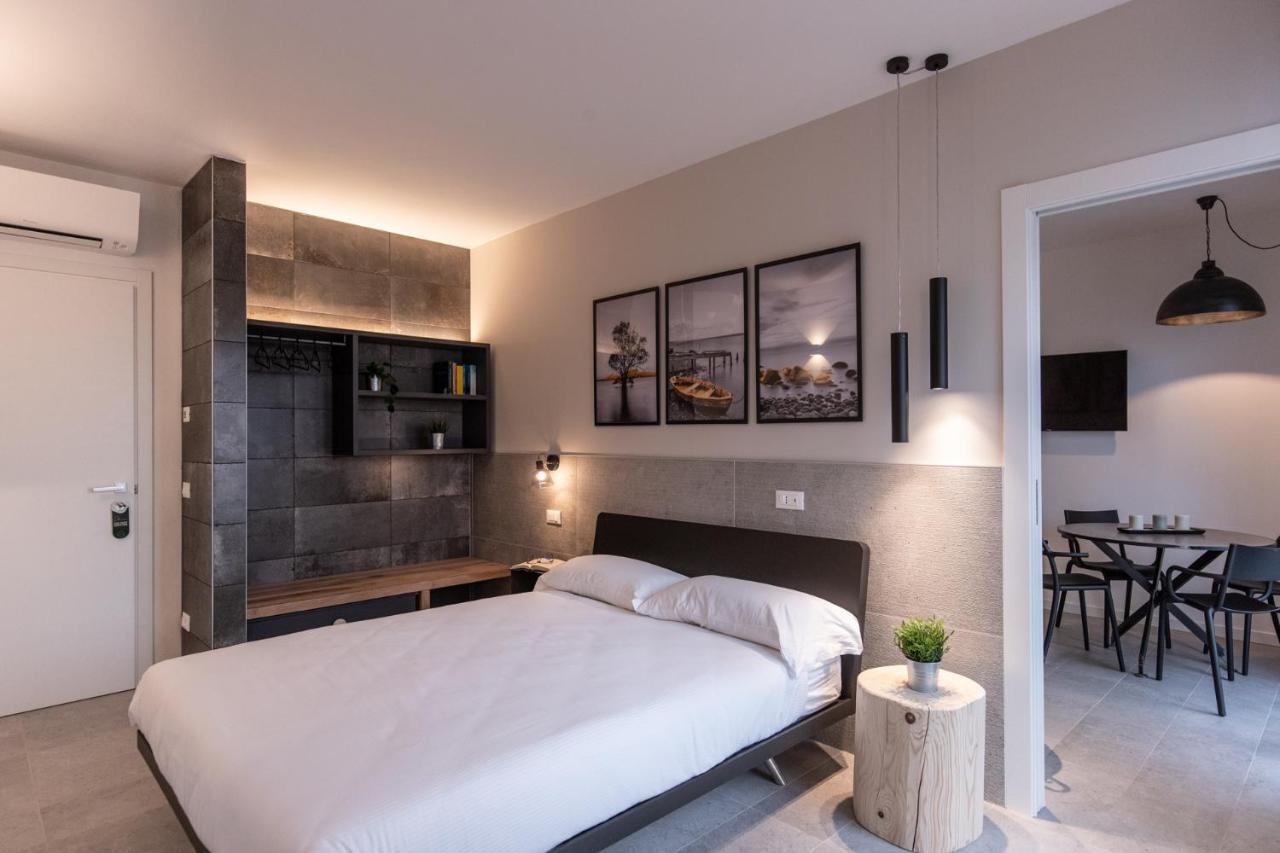 Sei Garda Apartments Пескьера-дель-Гарда Экстерьер фото